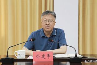 布朗：史蒂文斯曾为我们做所有判断 乌度卡让我们学会了独立思考